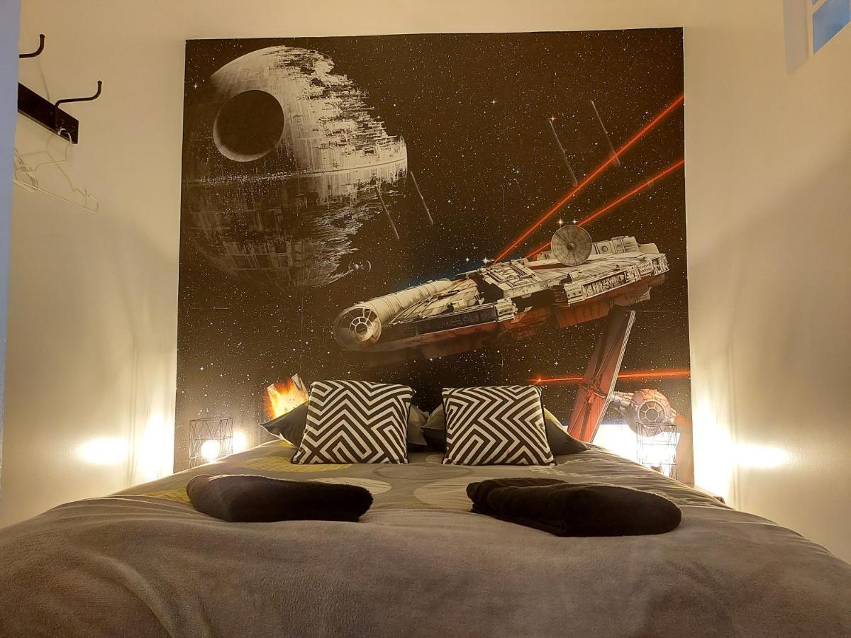 Appartement Cinema Video-Projecteur Et Garage Honfleur Zewnętrze zdjęcie